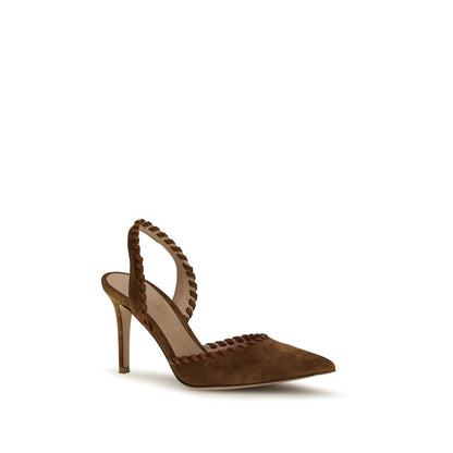 This Stiletto Slingback Pumps Heels by Gianvito Rossi for women in bos taurus calf suede leather brown presents a effortlessly chic silhouette from the Women's Bos Taurus Calf Suede Leather Stiletto Slingback Pumps Heels collection, featuring a effortlessly chic stiletto and effortlessly chic almond toe style.