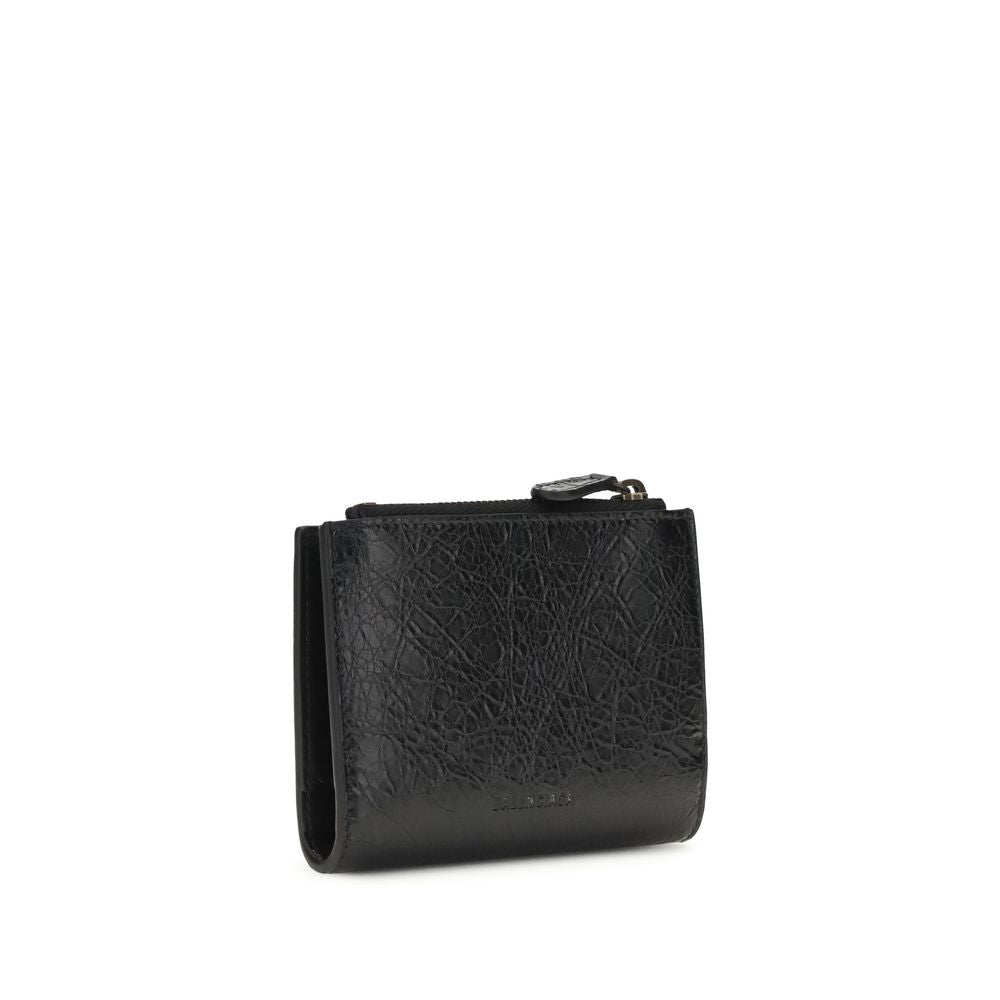 Cardholder Wallet by Balenciaga for women in lambskin leather black features a sleek silhouette, showcasing the sleek Le City Lambskin Leather Cardholder Wallet design with sophisticated card-organization coin-purse for a premium look.