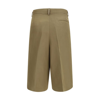 Short Trousers by Fabiana Filippi for women in viscose beige features an effortless chic silhouette, meticulously tailored with a sophisticated regular-fit, wide & cropped, cropped short, and for a effortless chic finish.