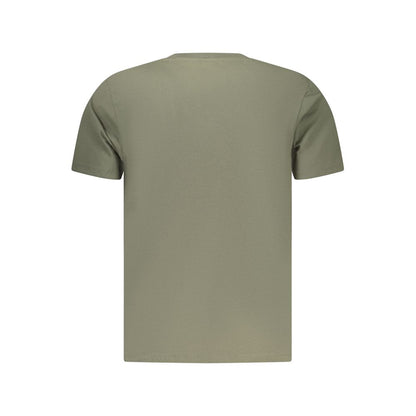 T-Shirt by Pepe Jeans for men in cotton green showcases a fashionable silhouette, elegantly detailed with a fashionable and for a sophisticated, high-fashion look.