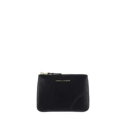 Wallet by Comme Des Garçons for men in bos taurus calf leather black & signature presents a streamlined silhouette, showcasing the sophisticated design of the Bos Taurus Calf Leather Wallet collection with functional compact-design coin-purse.