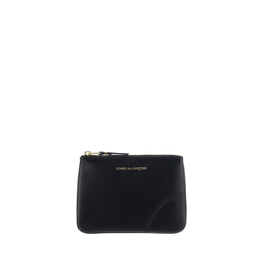 Wallet by Comme Des Garçons for men in bos taurus calf leather black & signature presents a streamlined silhouette, showcasing the sophisticated design of the Bos Taurus Calf Leather Wallet collection with functional compact-design coin-purse.