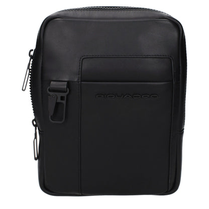 Crossbody Messenger Bag by Piquadro for men in leather black features a artisanal Leather Crossbody Messenger Bag design with a secure , ample , and versatile crossbody-strap & adjustable-strap for a artisanal look.