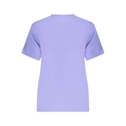 Activewear T-Shirt by Converse for women in cotton purple features an athletic silhouette with sleeves and a neckline, enhanced by high-performance .