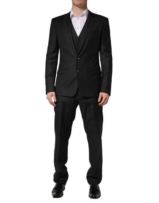 Pant Suit by Dolce & Gabbana for men in virgin wool viscose & cupro black presents a sharp silhouette, artfully finished with a sharp and a sophisticated slim for a truly sharp look.