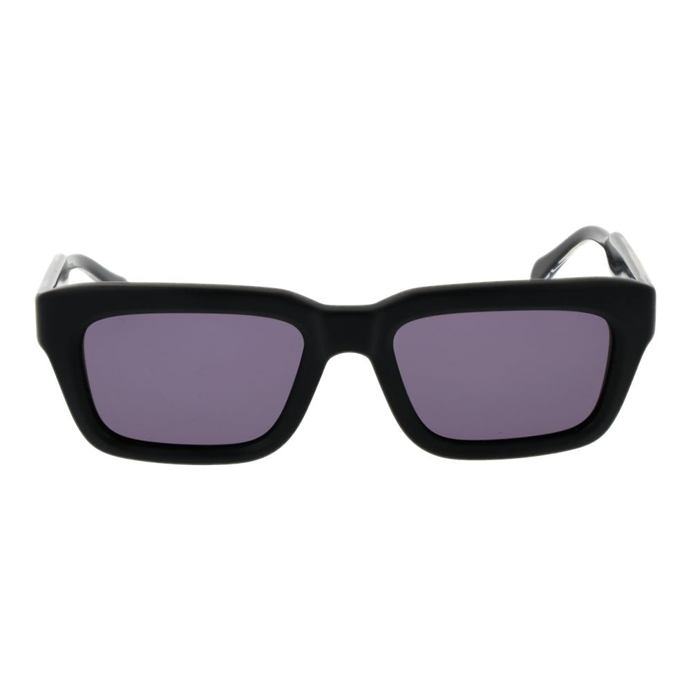 Sunglasses by Replay for men in plastic black features an ethereal rectangle full-rim frame design with black coloured frame frames and non-polarized category-3-dark-tint lens for a ethereal finish.