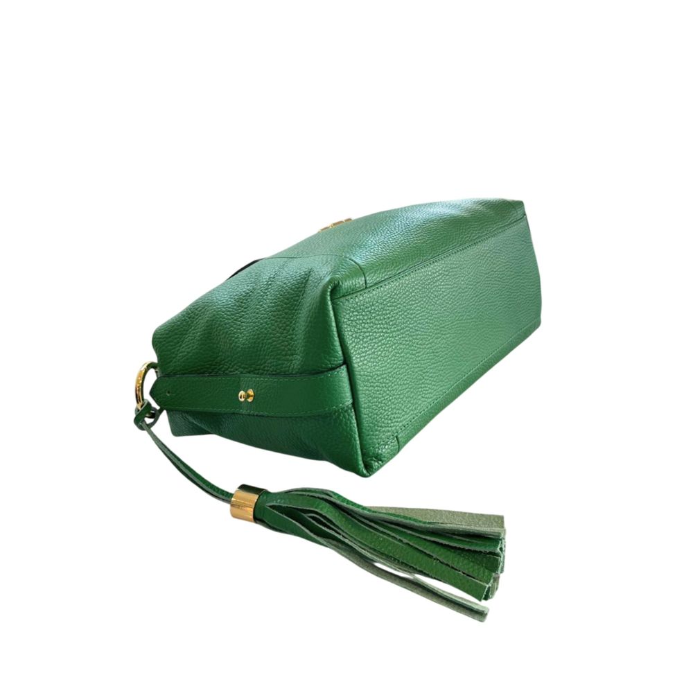 Shoulder Bag by Baldinini Trend for women in cowhide bicolour & gold features a effortless sophistication silhouette, secured by a zipper with ample built-in-compartments and versatile shoulder-strap & adjustable-strap for a effortless sophistication finish.
