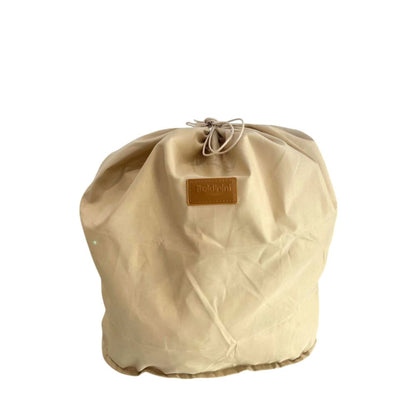 Drawstring Pouch Shoulder Bag by Baldinini Trend for women in polyurethane beige & floral features a effortless sophistication silhouette, secured by a drawstring with ample and versatile handle for a effortless sophistication finish.