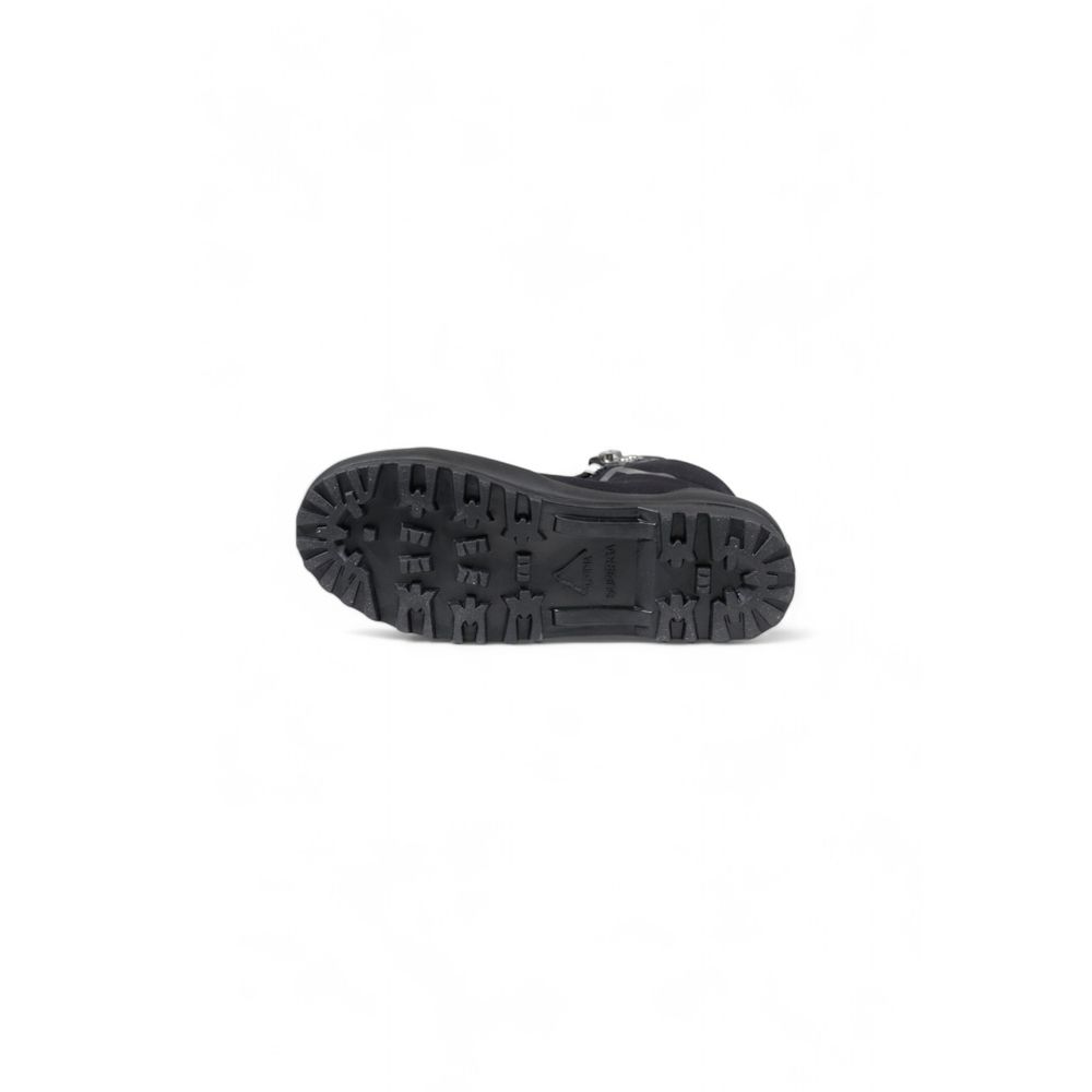 Sneakers by Superga for women in fabric black features an sumptuous silhouette, showcasing the premium Women's Lightweight Athletic Casual Fabric Sneakers in a sumptuous athletic casual style that offers a sumptuous finish for refined style.