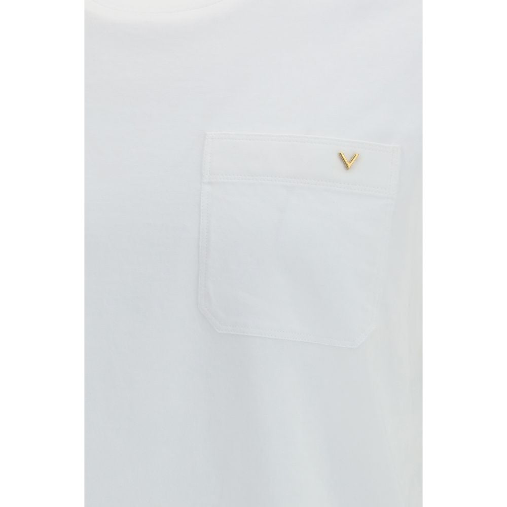 T-Shirt by Valentino Garavani for men in cotton white features an edgy silhouette, meticulously detailed with a sophisticated and for a truly edgy finish.