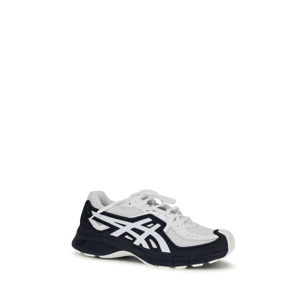 Athletic Sneakers by Comme Des Garçons for men in polyester & rubber black & white features an timeless silhouette from the Men's Athletic Polyester & Rubber Sneakers collection, showcasing a timeless athletic style for a timeless look.