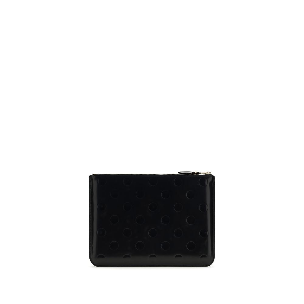 Wallet by Comme Des Garçons for men in bos taurus calf leather black, gold & signature showcases a discerning silhouette, artfully capturing the essence of Bos Taurus Calf Leather Wallet with its functional .