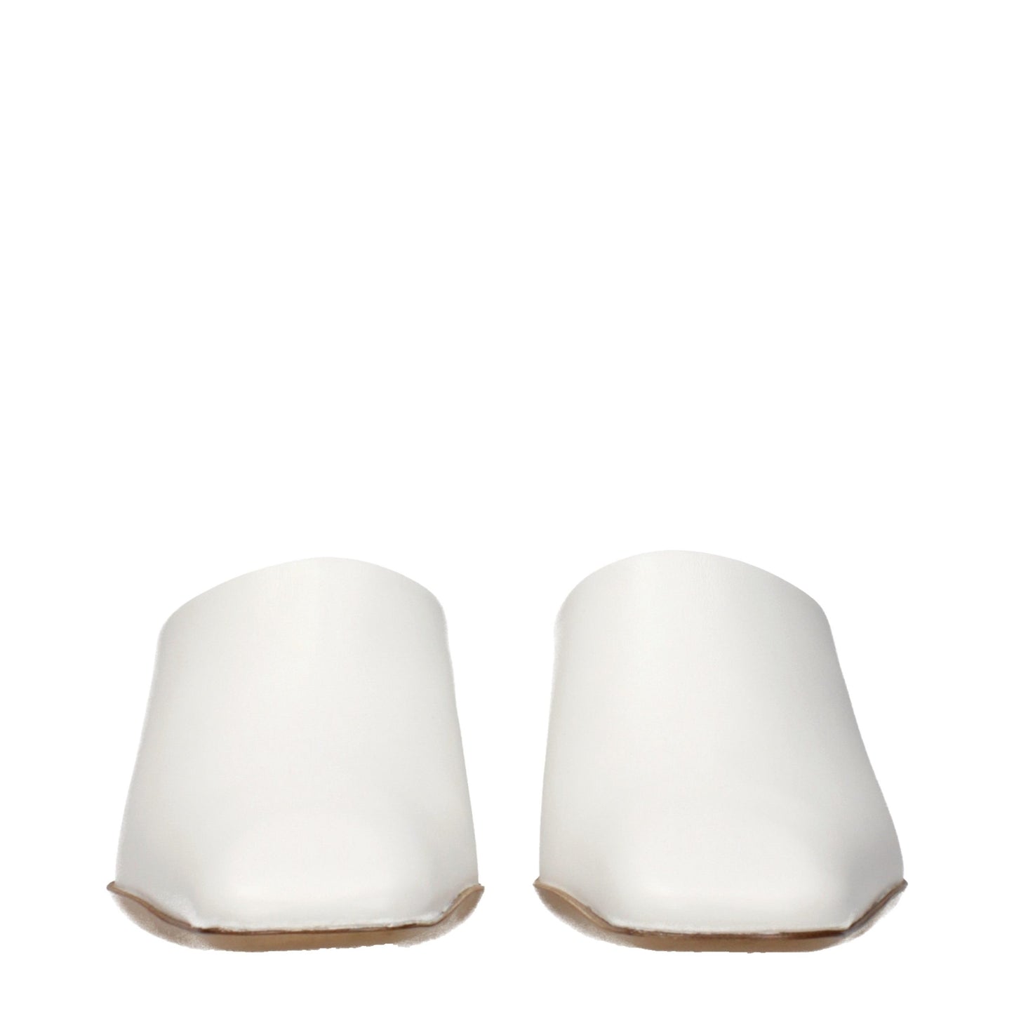 Clogs Slippers from Jil Sander for women in leather white features a dynamic design from the Women's Leather Clogs Slippers collection, highlighting a with a and functional .