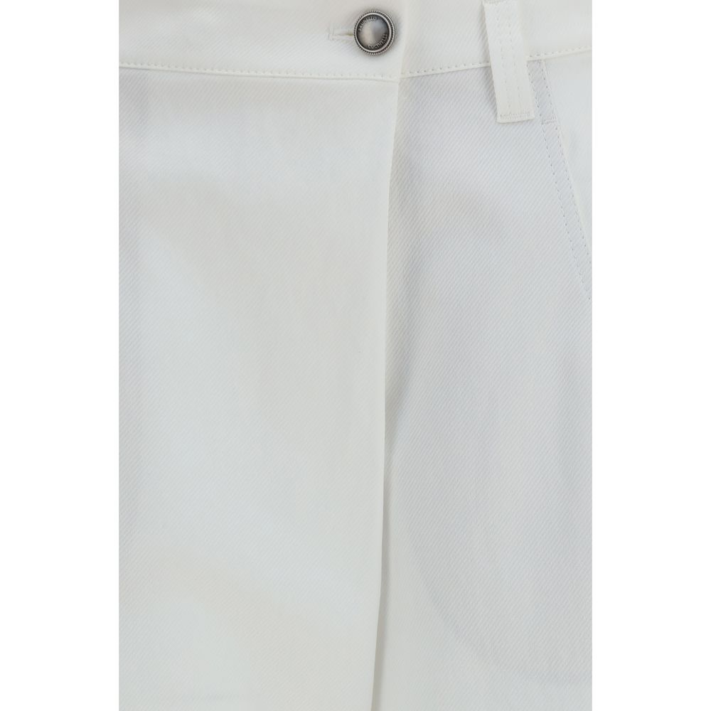 Casual Pants by Brunello Cucinelli for women in cotton white features a polished silhouette with a polished straight-leg & regular-fit, reaching a polished long and finished with a polished .