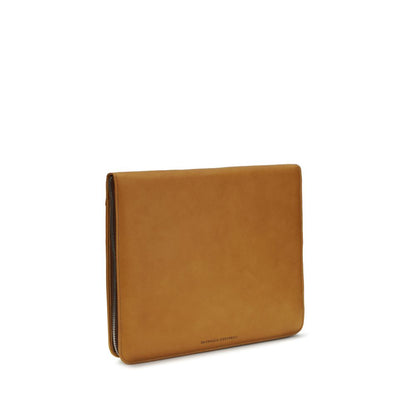 Cardholder Wallet by Brunello Cucinelli for men in bos taurus calf leather brown presents a refined silhouette, artfully capturing the essence of the Bos Taurus Calf Leather Cardholder Wallet design with sophisticated card-organization compact-design zip-around for a refined look.