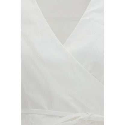 Shirt by Jacquemus for women in cotton white features an architectural silhouette with a refined and elegant for a architectural look.