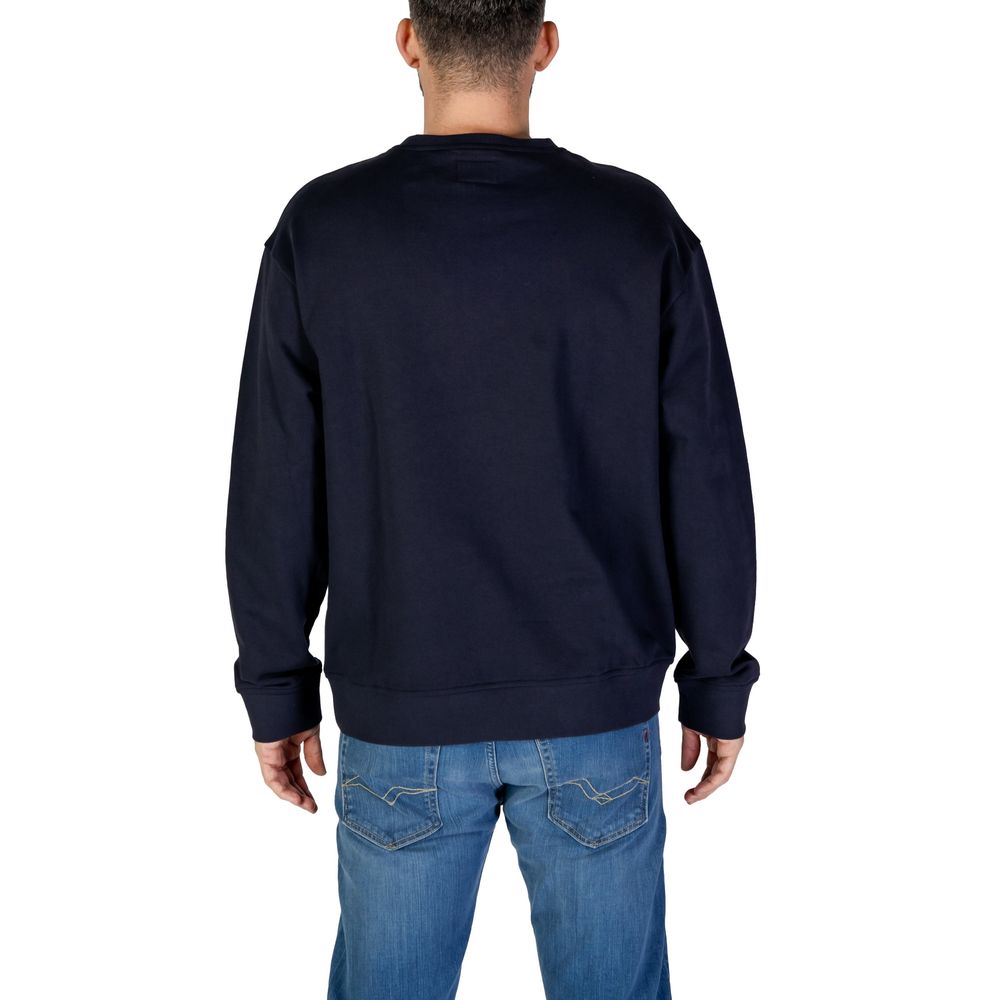 Activewear Sweatshirt by Refrigiwear for men in cotton blue features an streamlined silhouette, showcasing the streamlined and with functional for a premium, athletic look.