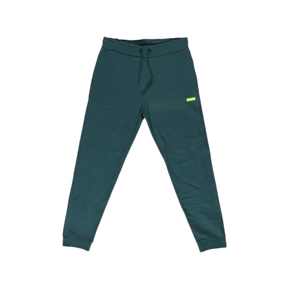 Activewear Jogger Pants by Refrigiwear for men in cotton black features an kinetic and long with a , showcasing high-performance for an kinetic look.