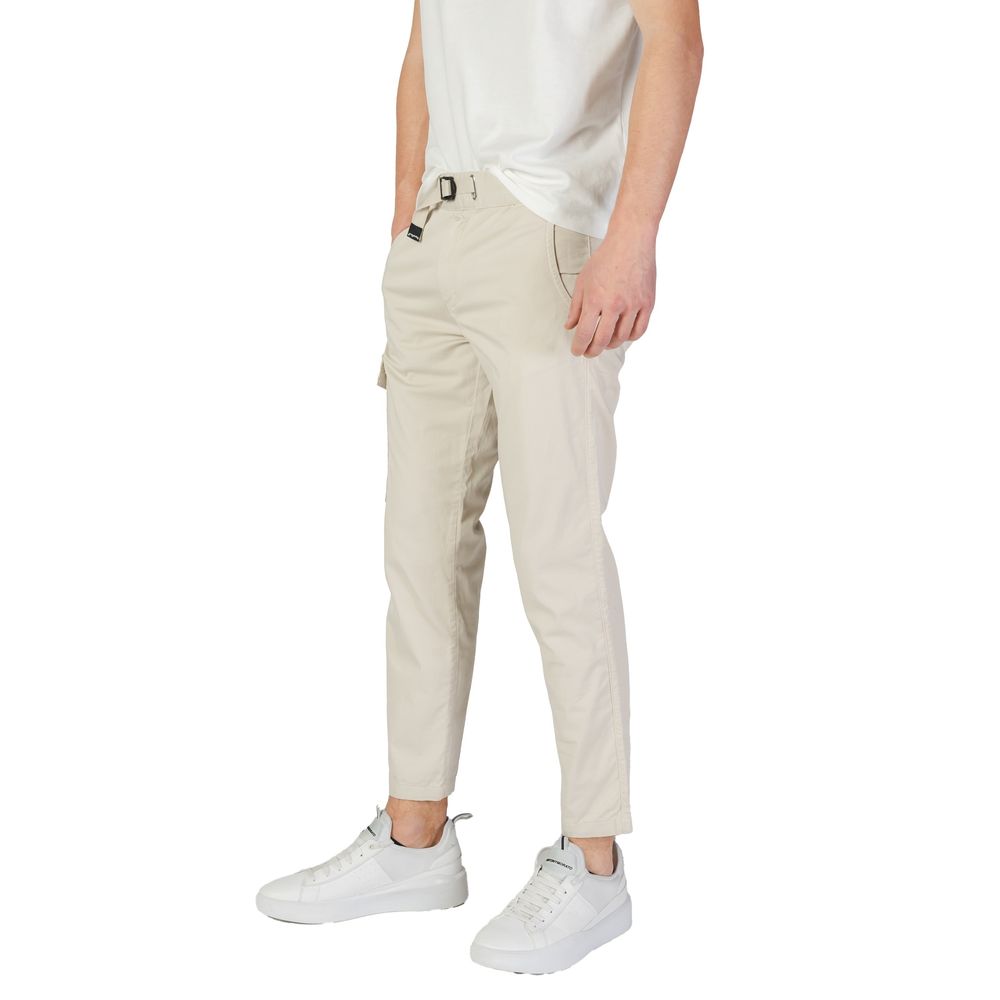 Cargo Pants by Refrigiwear for men in stretch cotton beige presents a on trend silhouette, artfully finished with a on trend straight-leg & regular-fit, long, and for a sophisticated look.