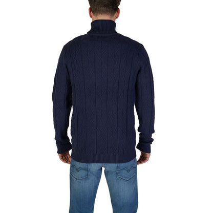 Sweater by In My Hood for men in nylon & polyester blue showcases an masterful silhouette, artfully detailed with a masterful turtle hooded neckline and for a sophisticated, premium finish.