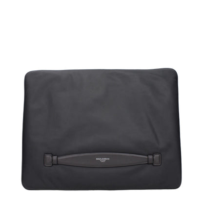 Clutch Handbag by Dolce & Gabbana for unisex in fabric gray features an sculptural silhouette, showcasing a secure and sculptural with versatile for a sophisticated look.