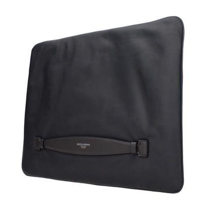 Clutch Handbag by Dolce & Gabbana for unisex in fabric gray features a statuesque silhouette, showcasing a secure and organized with versatile for statuesque evening wear.