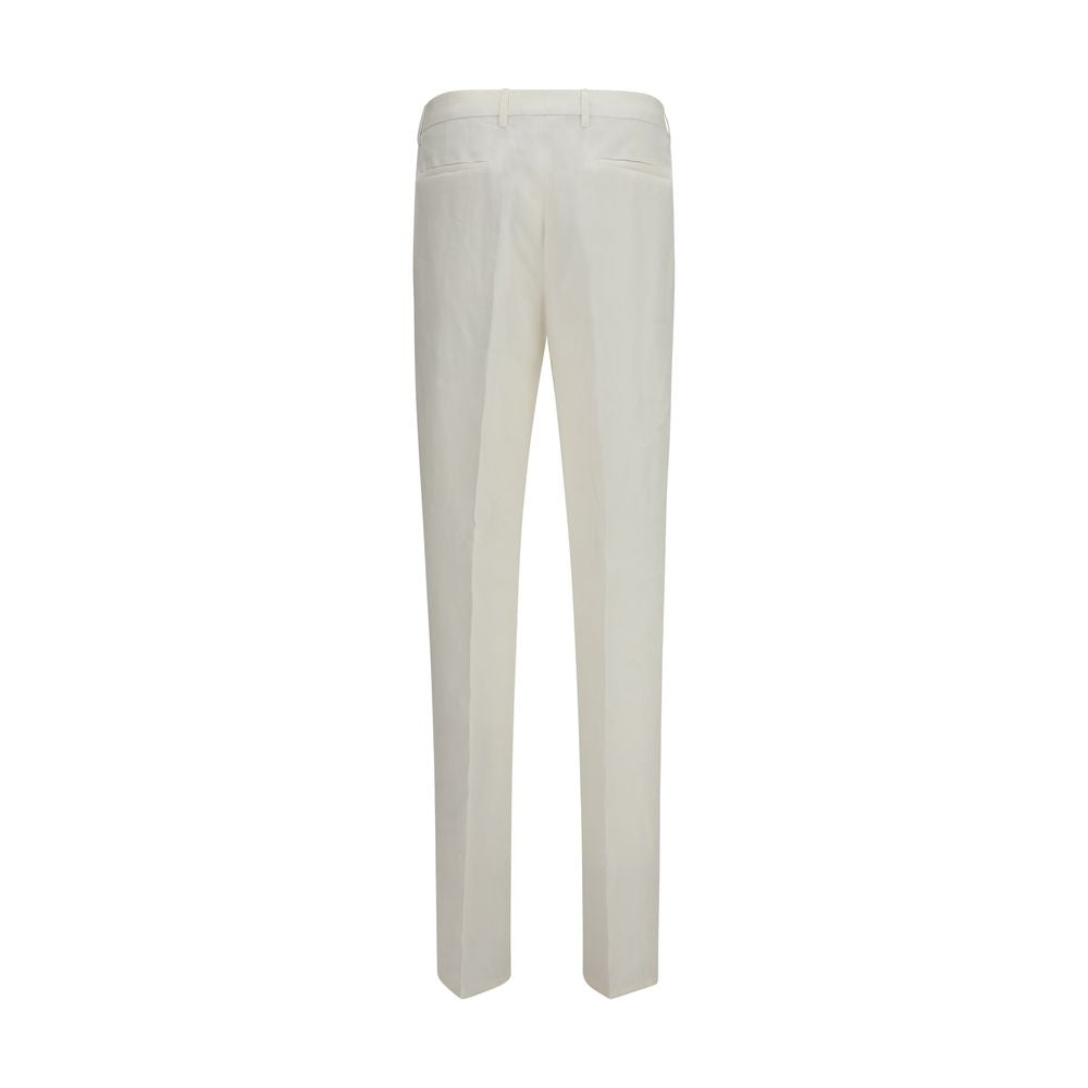 Casual Pants by Brunello Cucinelli for men in linen white presents a tailored silhouette, showcasing a tailored straight-leg & regular-fit and long cut with a refined for a truly tailored aesthetic.