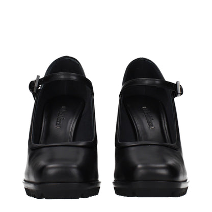 High-Heel Pumps Heels by Max Mara for women in leather black features an effortlessly chic silhouette from the Women's Leather High-Heel Pumps Heels collection, showcasing a high-heel and effortlessly chic for a effortlessly chic look.