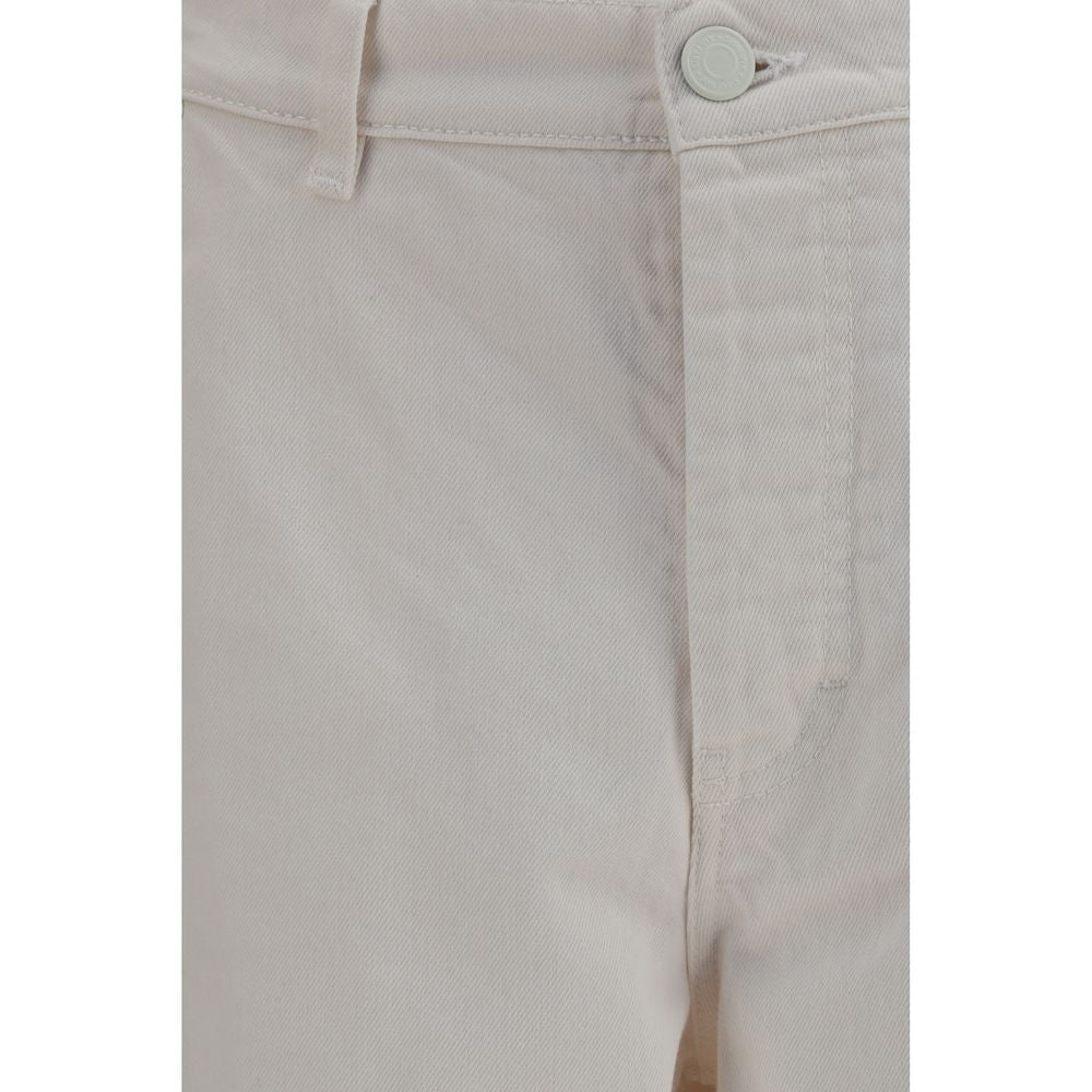 Jeans by Ami Paris for men in cotton denim white presents a tailored silhouette, showcasing a tailored wide & oversized and long cut with a refined for a truly tailored aesthetic.