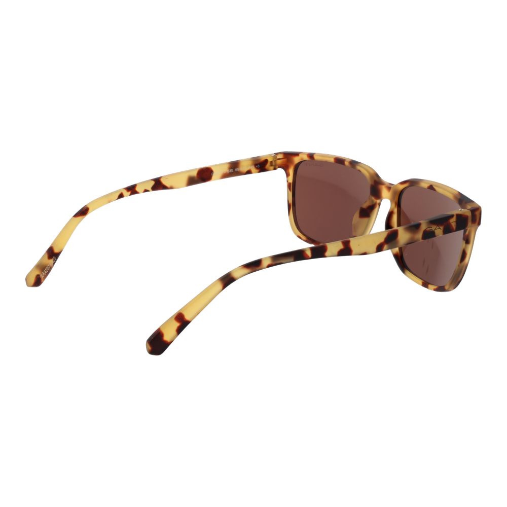 Sunglasses by Gant for men in plastic multicolor features a sumptuous silhouette, showcasing a sumptuous rectangle full-rim frame design in multicolor coloured frame with high-performance non-polarized category-3-dark-tint lens.