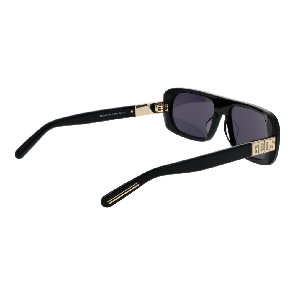 Sunglasses by GCDS for unisex in plastic black features an ethereal rectangle full-rim frame design with black coloured frame frames and non-polarized category-3-dark-tint lens for a ethereal finish.
