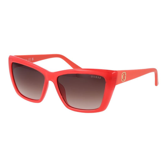This Sunglasses by Guess for women in plastic pink presents a sumptuous silhouette, showcasing a sumptuous full-rim cat-eye frame design in rose coloured frame and high-performance category-3-dark-tint lens.