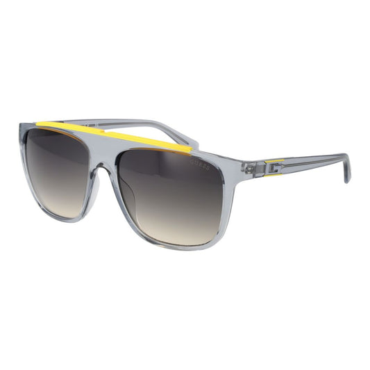 This Sunglasses by Guess for men in plastic gray presents a sumptuous silhouette, showcasing a sumptuous full-rim square frame design in gray coloured frame and high-performance gradient category-3-dark-tint lens.