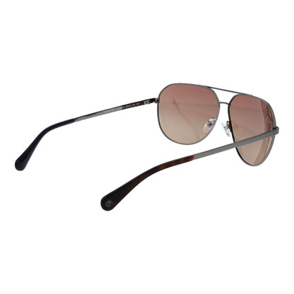 Sunglasses by Timberland for men in metal gray showcases a ethereal silhouette, featuring gunmetal coloured frame aviator full-rim frame design with polarized gradient category-2-medium-tint lens for a ethereal finish.