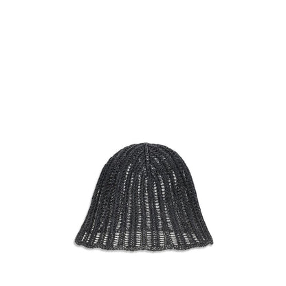 This Hat by Brunello Cucinelli for women in raffia black features a exquisite silhouette, artfully capturing the sophisticated design and premium aesthetic of the Raffia Hat.
