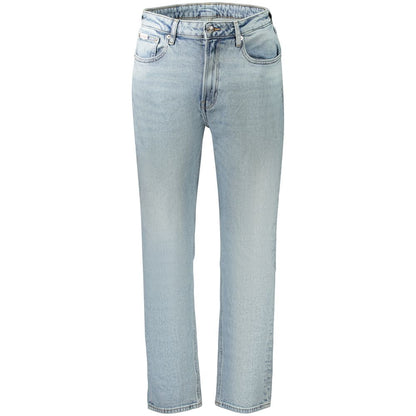 Jeans by Calvin Klein for women in stretch denim cotton azzurro features an sophisticated and straight-leg with a precise long, creating a sophisticated and sophisticated silhouette.