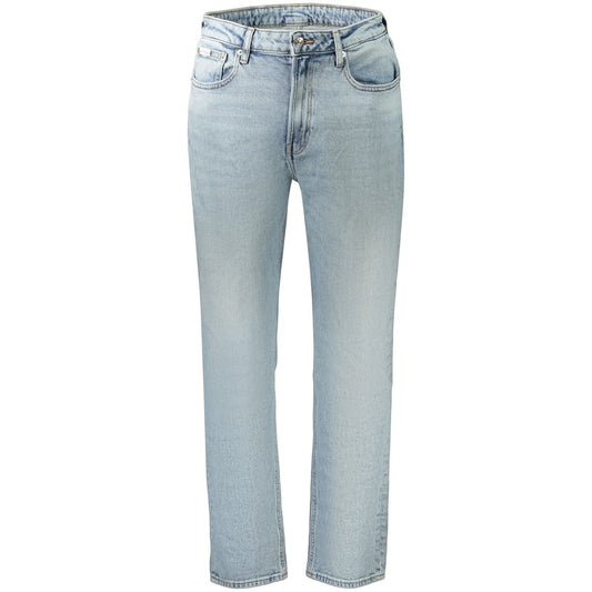 Jeans by Calvin Klein for women in stretch denim cotton azzurro features an sophisticated and straight-leg with a precise long, creating a sophisticated and sophisticated silhouette.