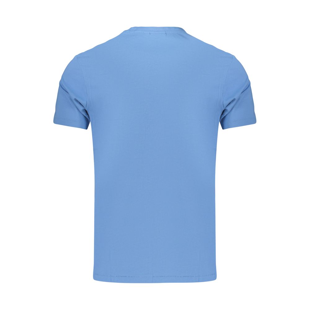 T-Shirt by Napapijri for men in cotton azzurro features an edgy silhouette, meticulously detailed with a sophisticated and for a truly edgy finish.