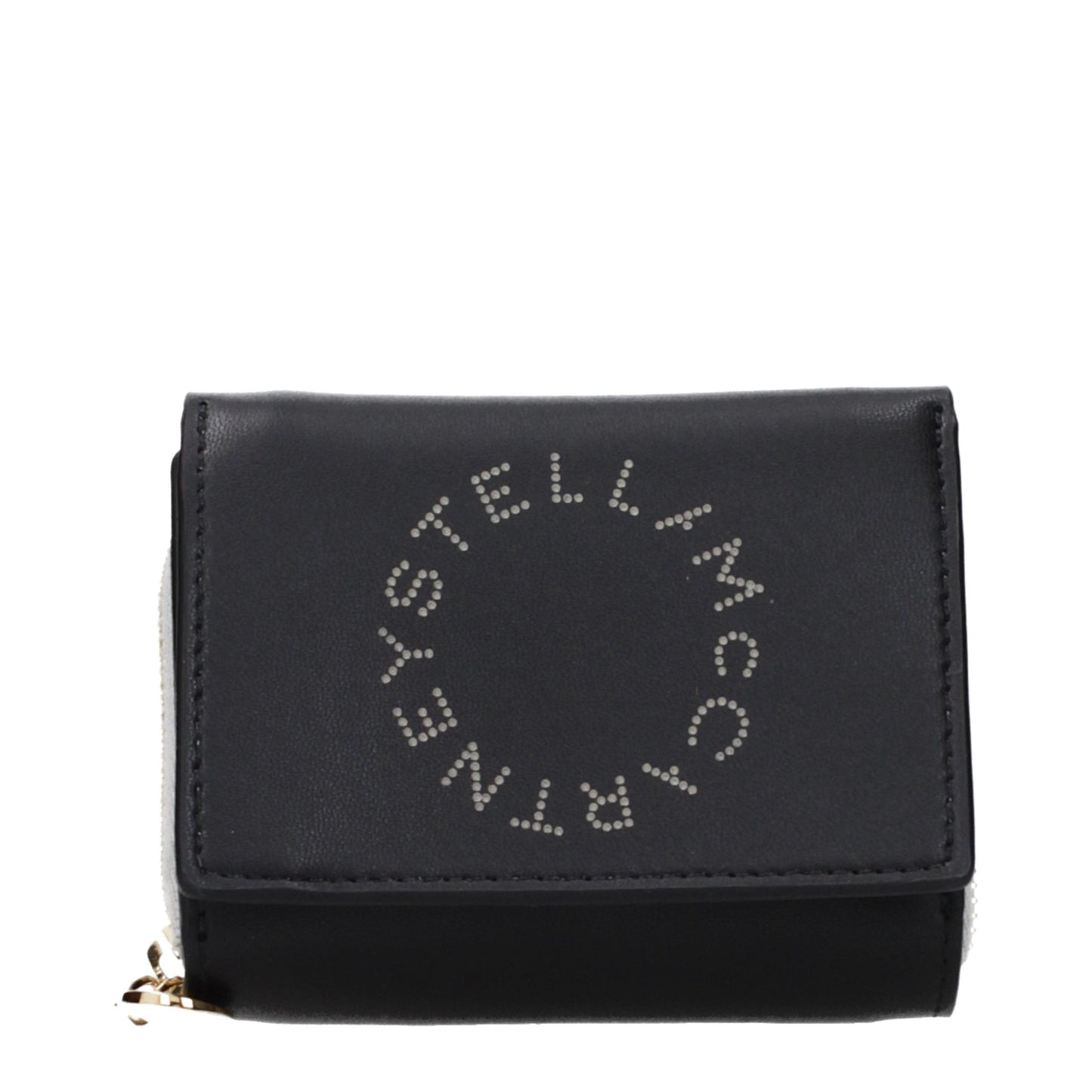 Wallet by Stella McCartney for women in leather black presents a architectural silhouette from the Leather Wallet collection, showcasing architectural eco-friendly for a architectural finish.