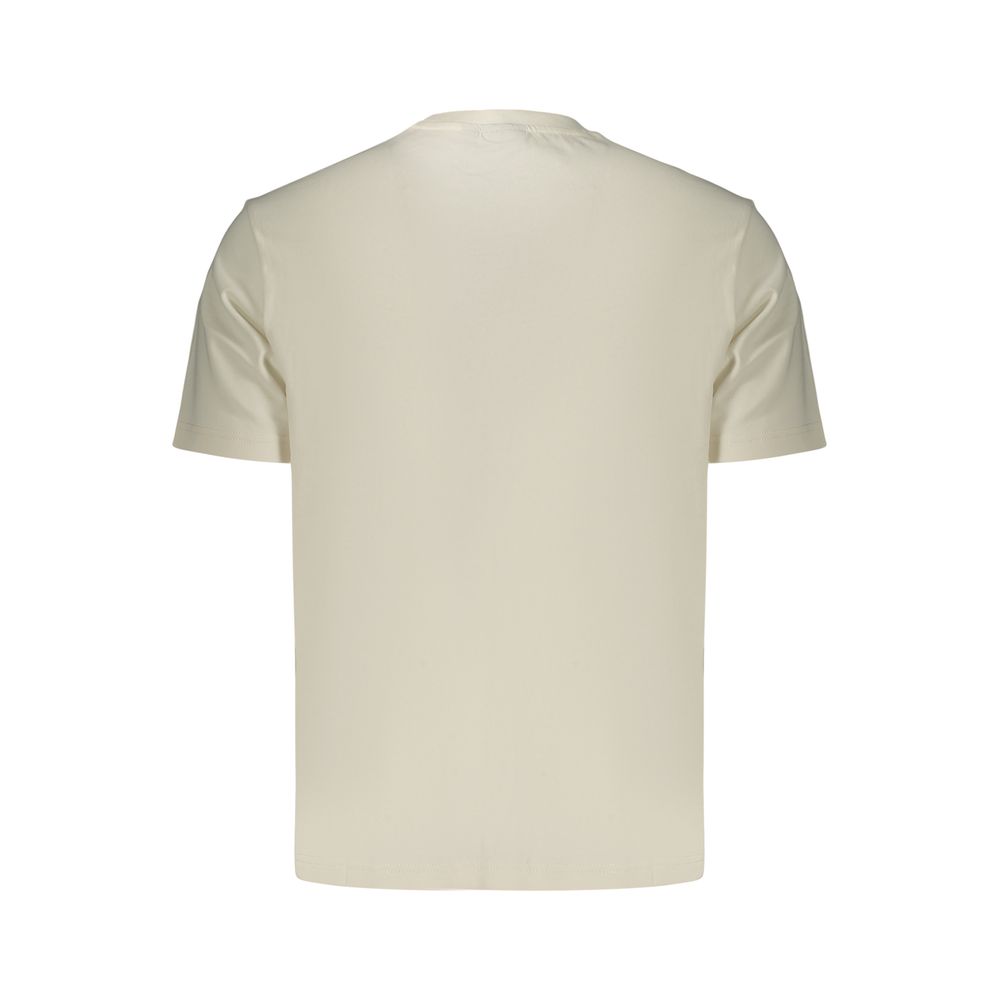 T-Shirt by Napapijri for men in cotton blue & print features an on trend silhouette, perfectly showcasing a on trend and crew neckline for an elevated aesthetic.