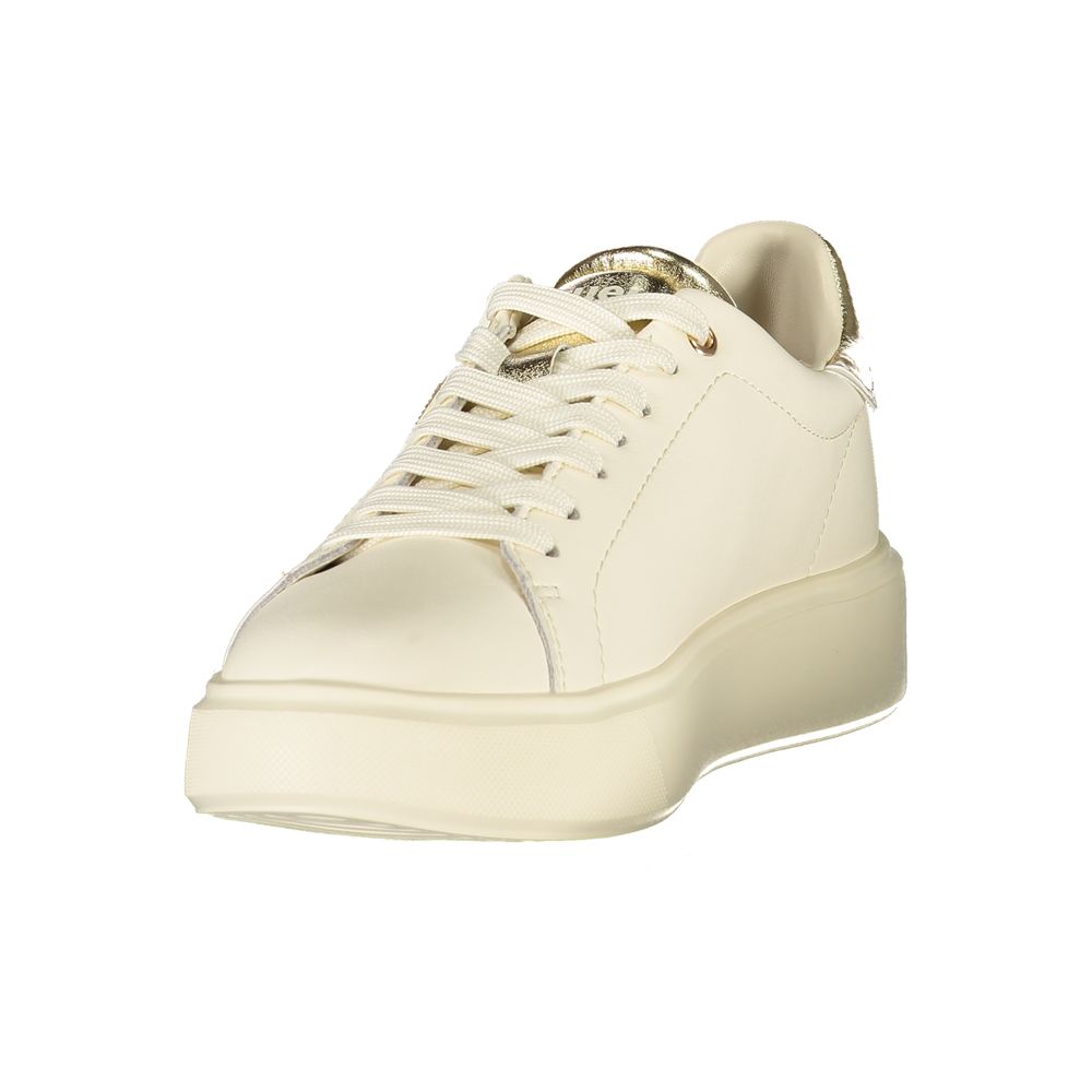 Sneakers by Blauer for women in polyester polyurethane leather beige & gold features an sumptuous design from the The Blend Women's Low-Top Polyester Polyurethane Leather Sneakers collection, highlighting a sumptuous low-top style for a premium, high-fashion look.