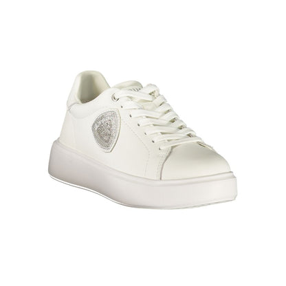 Sneakers by Blauer for women in polyester polyurethane leather blue, silver & white features a sumptuous design, perfectly showcasing the sumptuous low-top style of this Women's Low-Top Polyester Polyurethane Leather Sneakers.