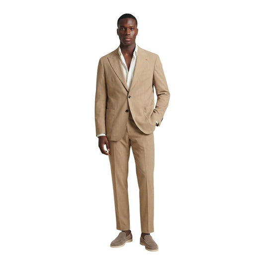 This Pant Suit by Mulish for men in polyester beige presents a discerning silhouette, featuring a sophisticated and a discerning straight & wide for a refined and polished look.