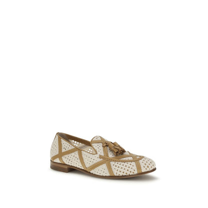 This Flat Loafer Slip-On Shoes by Fratelli Rossetti for women in bos taurus grained calf leather & linen beige features an exquisite silhouette from the Brera Women's Bos Taurus Grained Calf Leather & Linen Flat Loafer Slip-On Shoes collection, defined by a sophisticated flat and elegant .
