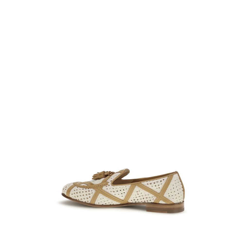 Flat Loafer Slip-On Shoes by Fratelli Rossetti for women in bos taurus grained calf leather & linen beige features an dynamic silhouette from the Brera Women's Bos Taurus Grained Calf Leather & Linen Flat Loafer Slip-On Shoes collection, defined by a dynamic and flat for a dynamic look.