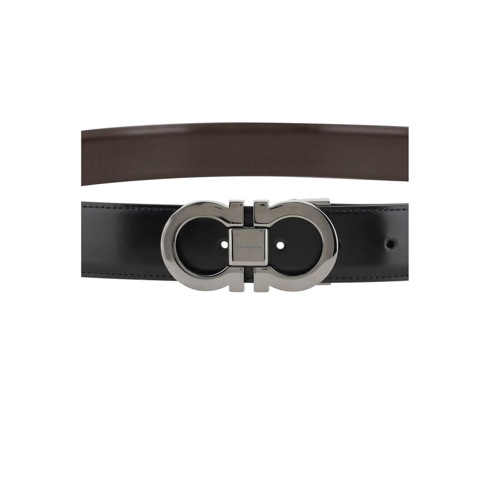 Belt by Ferragamo for men in bos taurus calf leather black features an artisanal silhouette, showcasing the artisanal craftsmanship of the Gancini Bos Taurus Calf Leather Belt collection for a artisanal finish.