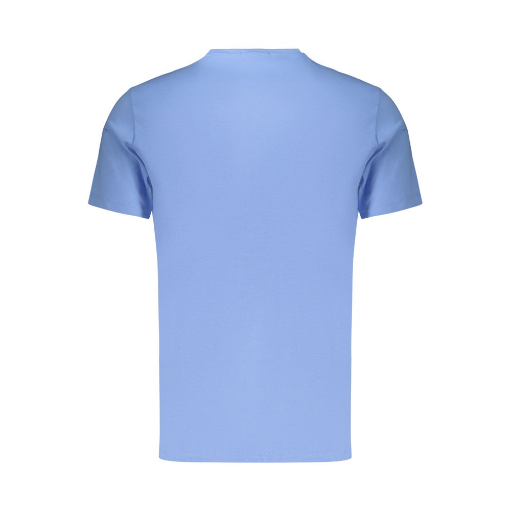 T-Shirt by Calvin Klein for men in cotton light-blue showcases a dramatic silhouette, elegantly detailed with a dramatic and for a truly dramatic finish.