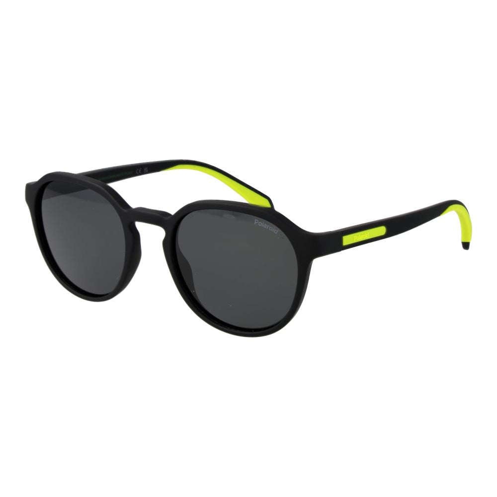 This Sunglasses by Polaroid for men in black presents a sumptuous silhouette, showcasing a sumptuous full-rim panto frame design in black coloured frame and high-performance polarized category-3-dark-tint lens.