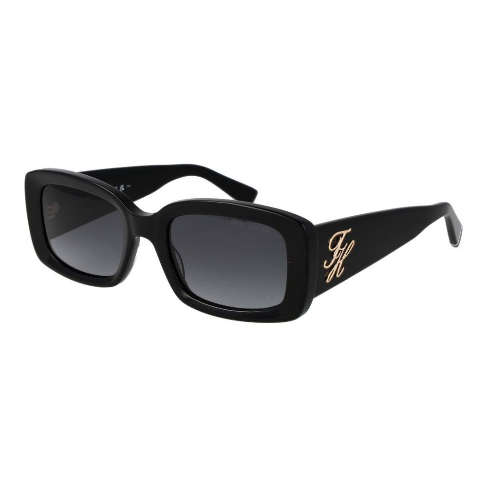 Sunglasses by Tommy Hilfiger for women in acetate and black presents a sumptuous silhouette, featuring black coloured frame and rectangle full-rim frame design with gradient category-3-dark-tint lens for a sumptuous look.