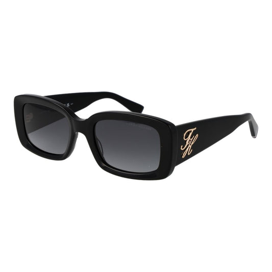 Sunglasses by Tommy Hilfiger for women in acetate and black presents a sumptuous silhouette, featuring black coloured frame and rectangle full-rim frame design with gradient category-3-dark-tint lens for a sumptuous look.